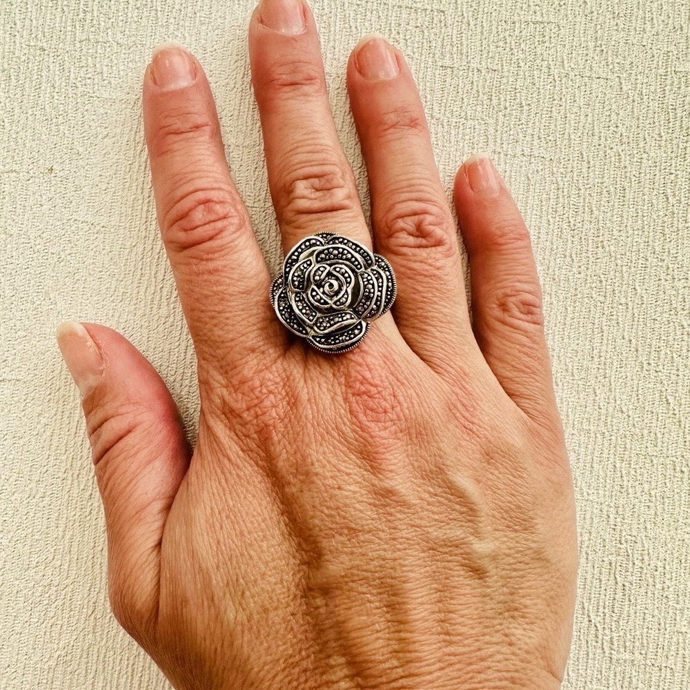 Vintage marcasite and silver rose ring, size 6